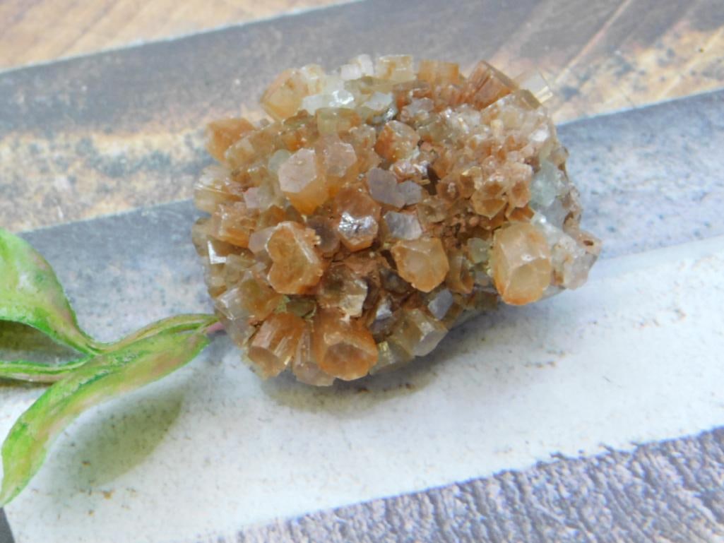 ARAGONITE ROCK STONE LAPIDARY SPECIMEN (1 of 2)