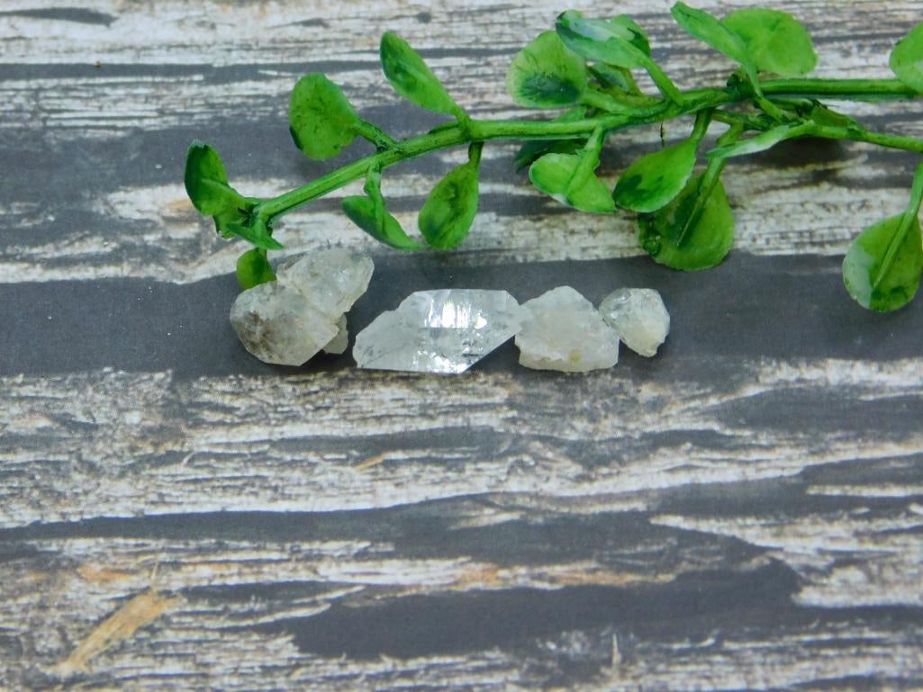 HERKIMER DIAMOND ROCK STONE LAPIDARY SPECIMEN: HERKIMER DIAMOND ROCK STONE LAPIDARY SPECIMEN