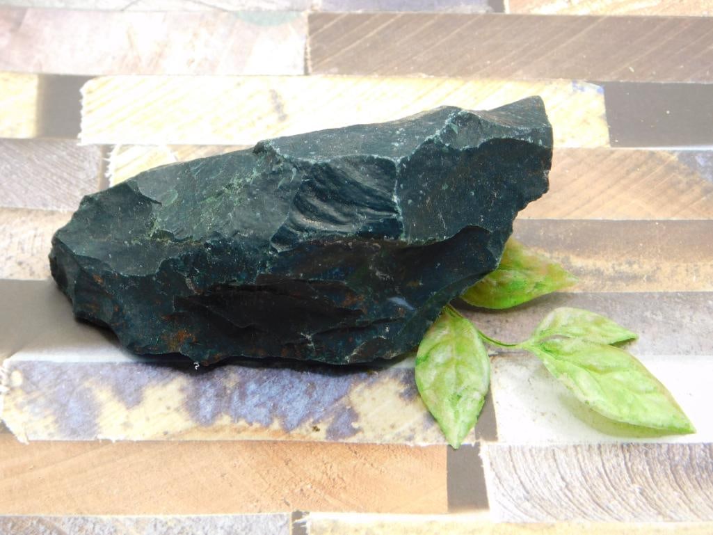 BLOODSTONE ROCK STONE LAPIDARY SPECIMEN: BLOODSTONE ROCK STONE LAPIDARY SPECIMEN