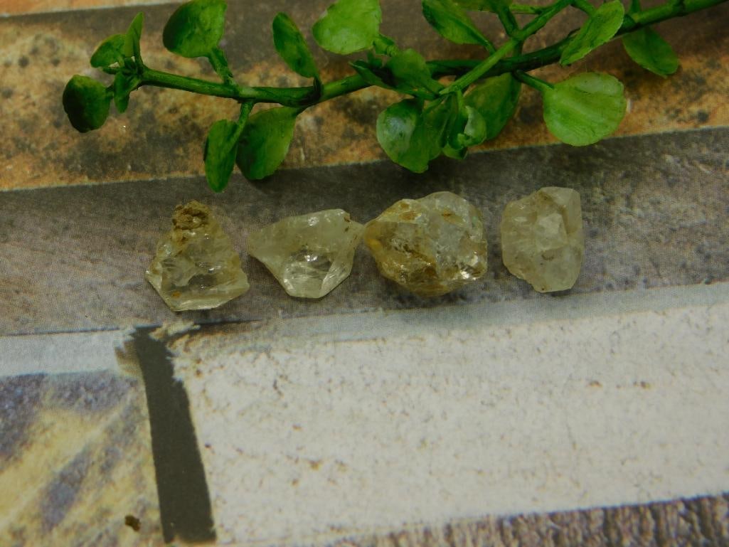 HERKIMER DIAMOND ROCK STONE LAPIDARY SPECIMEN: HERKIMER DIAMOND ROCK STONE LAPIDARY SPECIMEN