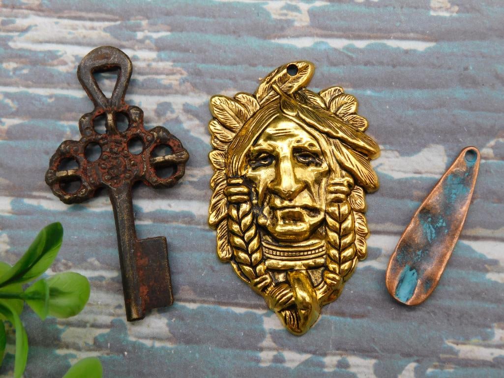 MIXED PENDANTS: MIXED PENDANTS