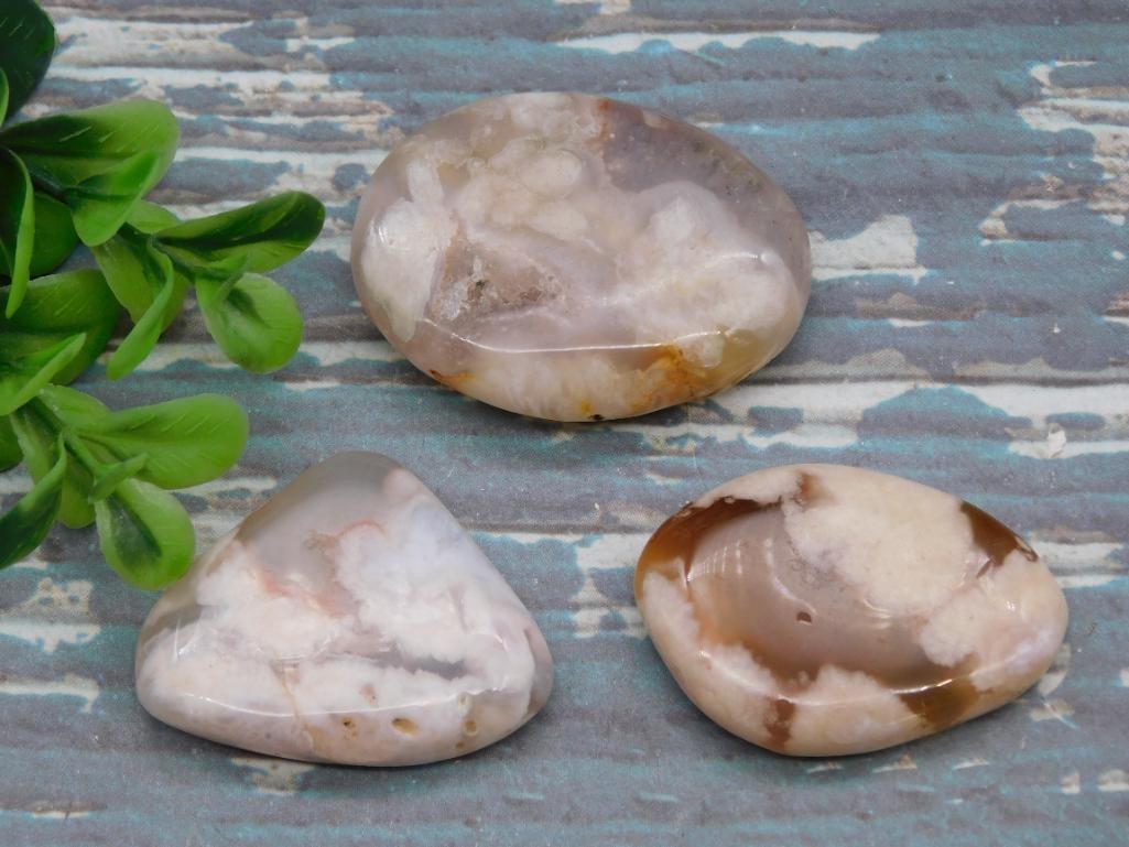 FLOWER PETAL AGATE ROCK STONE LAPIDARY SPECIMEN (1 of 2)