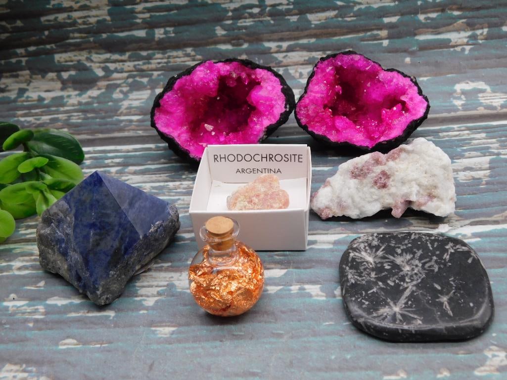 MIXED LOT ROCK STONE LAPIDARY SPECIMEN: MIXED LOT ROCK STONE LAPIDARY SPECIMEN