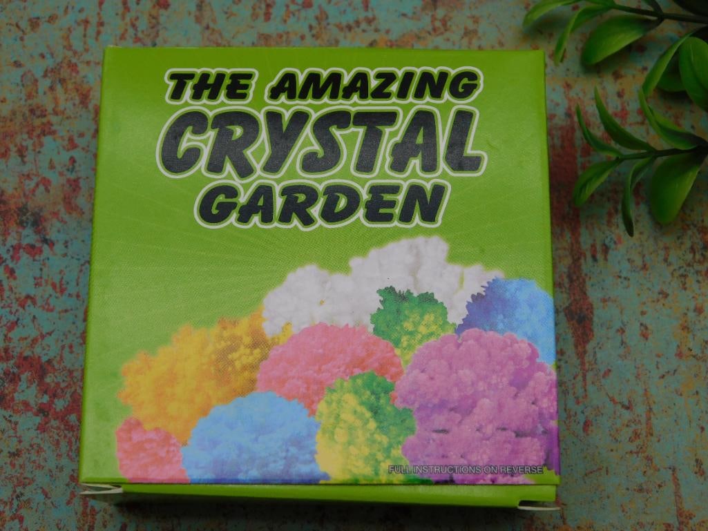 GROW YOUR OWN GARDEN CRYSTALS: GROW YOUR OWN GARDEN CRYSTALS