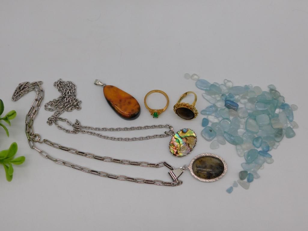 MIXED JEWELRY LOT ROCK STONE LAPIDARY SPECIMEN: MIXED JEWELRY LOT ROCK STONE LAPIDARY SPECIMEN