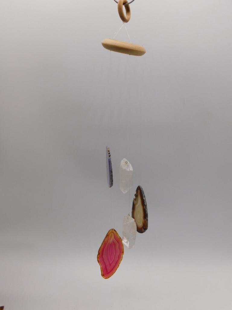 AGATE SLICE AND QUARTZ WIND CHIME ROCK STONE LAPIDARY SPECIMEN: AGATE SLICE AND QUARTZ WIND CHIME ROCK STONE LAPIDARY SPECIMEN