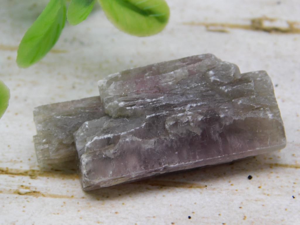 PURPLE ARAGONITE ROCK STONE LAPIDARY SPECIMEN (1 of 2)