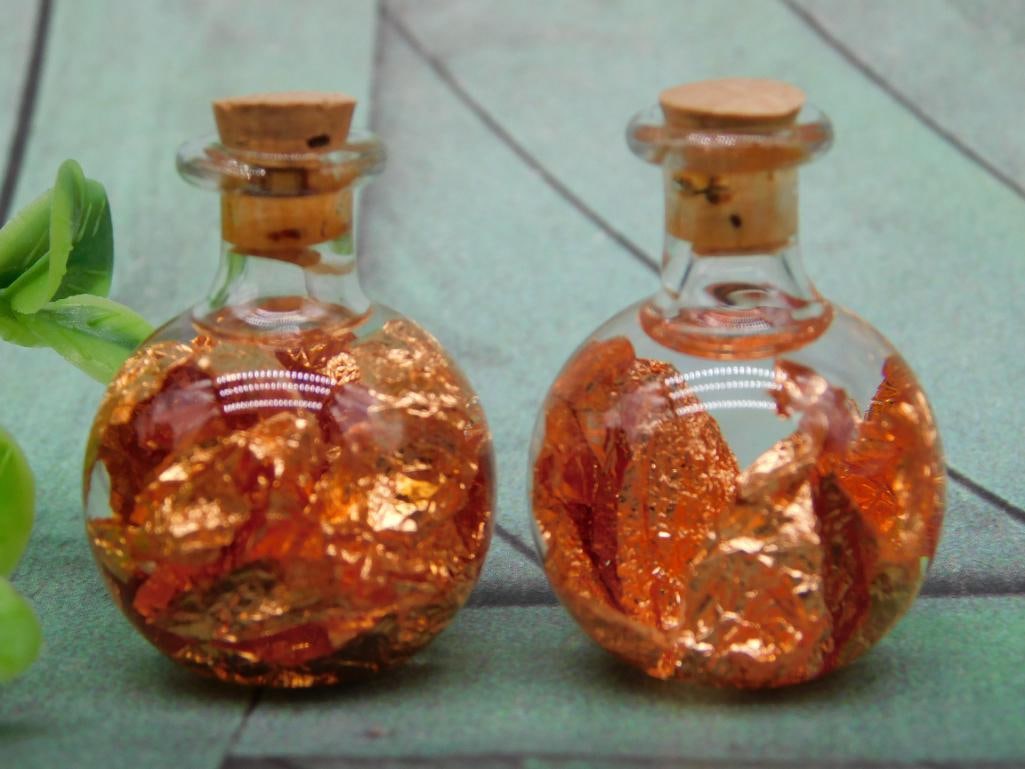 COPPER FLAKES IN BOTTLE ROCK STONE LAPIDARY SPECIMEN: COPPER FLAKES IN BOTTLE ROCK STONE LAPIDARY SPECIMEN