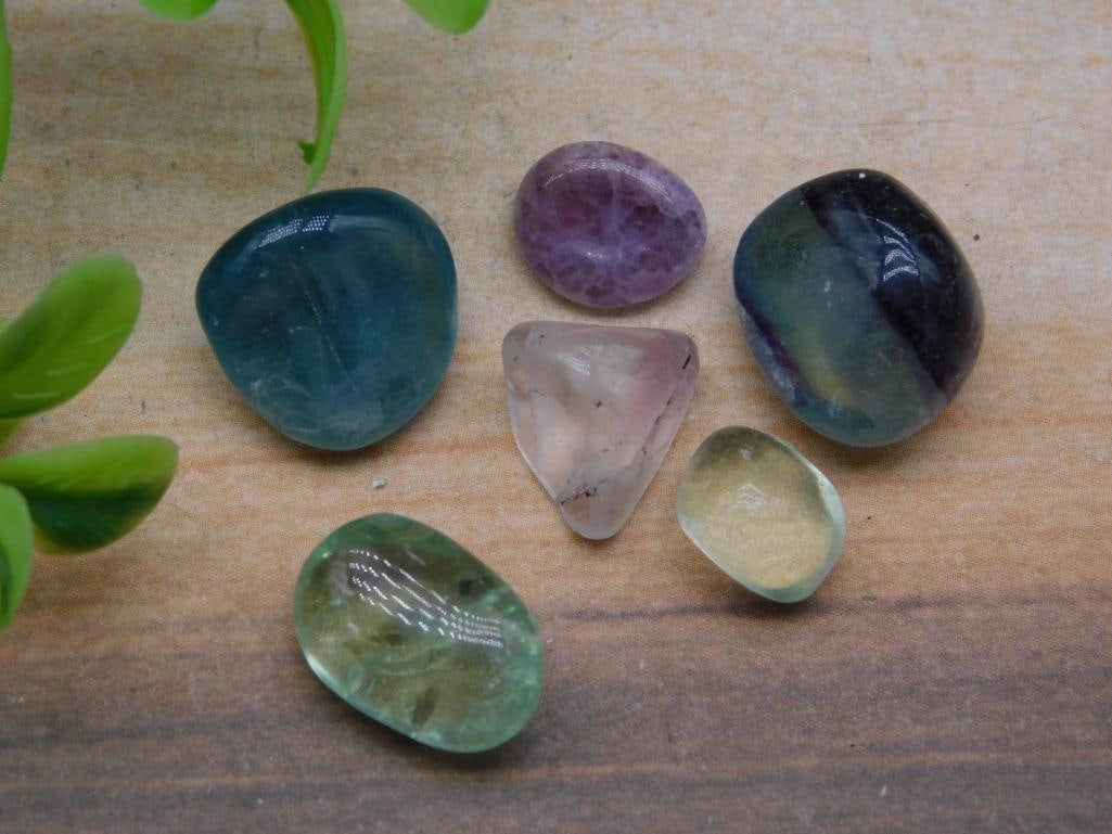 MIXED LOT ROCK STONE LAPIDARY SPECIMEN: MIXED LOT ROCK STONE LAPIDARY SPECIMEN