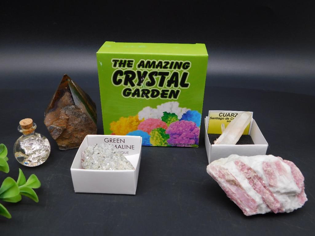 MIXED LOT ROCK STONE LAPIDARY SPECIMEN: MIXED LOT ROCK STONE LAPIDARY SPECIMEN