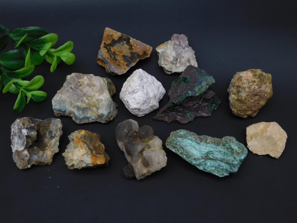MIXED ROUGH ROCK STONE LAPIDARY SPECIMEN (1 of 4)
