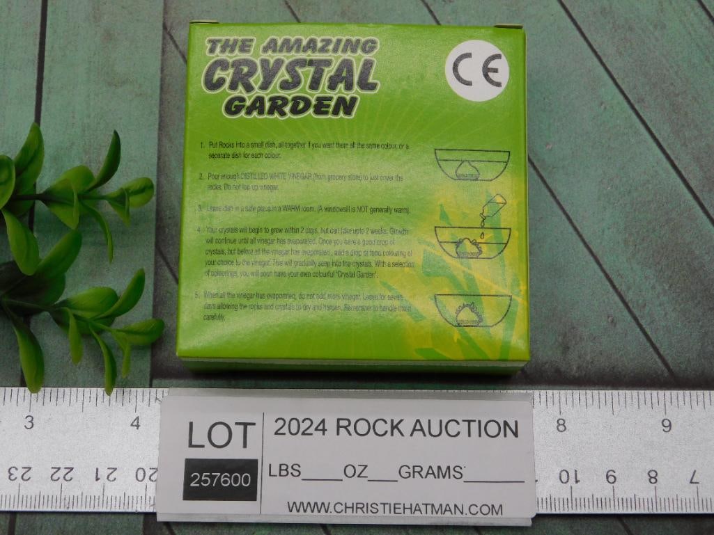 GROW YOUR OWN GARDEN CRYSTALS: GROW YOUR OWN GARDEN CRYSTALS