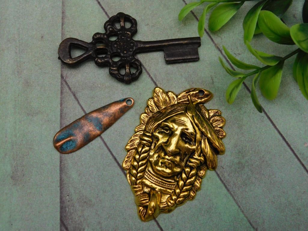 MIXED PENDANTS: MIXED PENDANTS