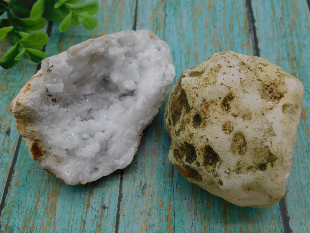 MIXED ROUGH ROCK STONE LAPIDARY SPECIMEN (1 of 2)