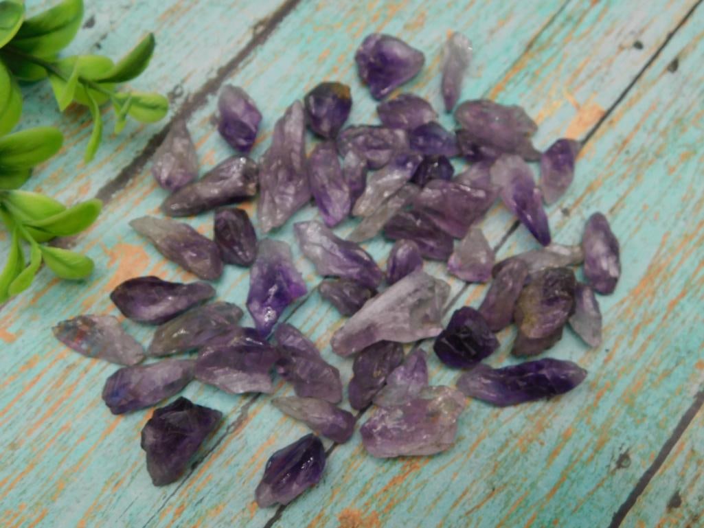 AMETHYST ROCK STONE LAPIDARY SPECIMEN: AMETHYST ROCK STONE LAPIDARY SPECIMEN