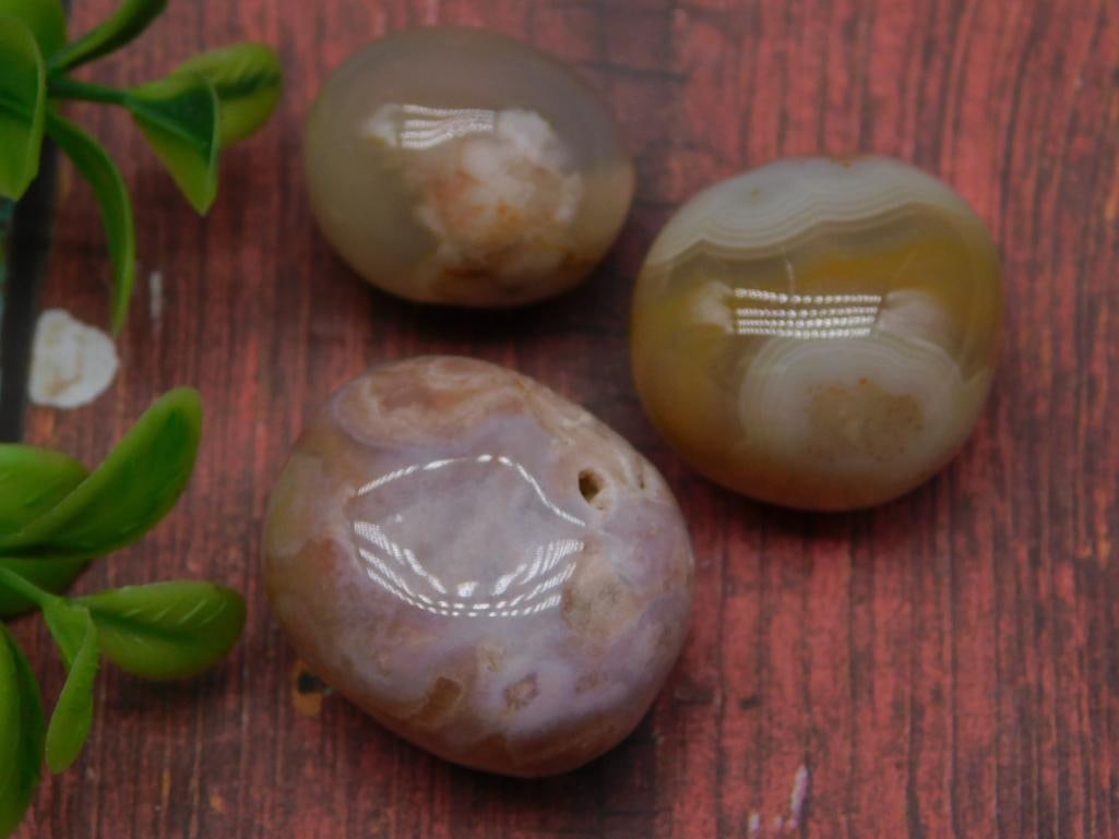 FLOWER PETAL AGATE ROCK STONE LAPIDARY SPECIMEN (1 of 2)