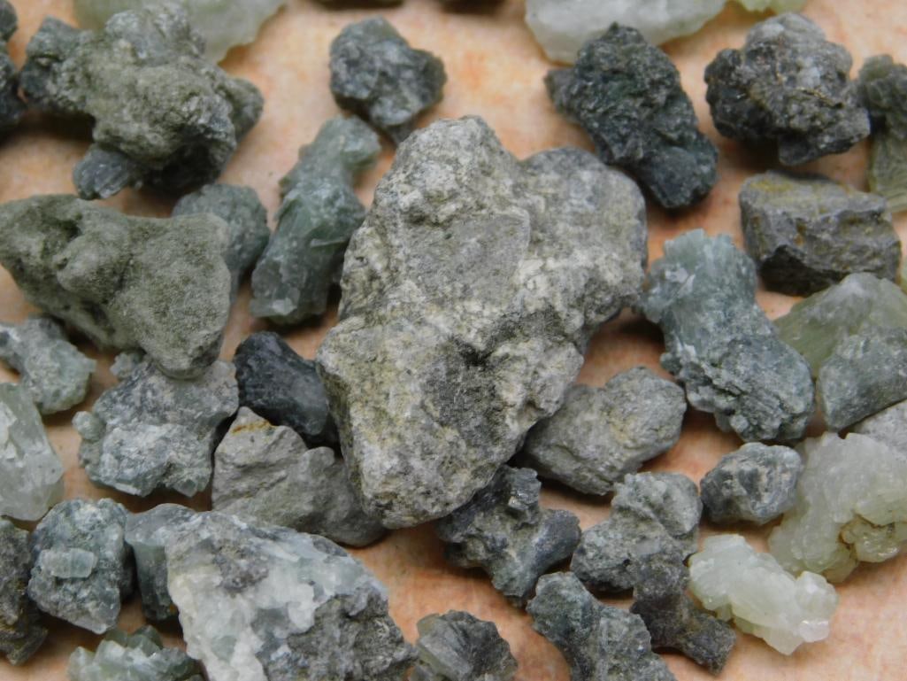 PREHNITE ROCK STONE LAPIDARY SPECIMEN - 2