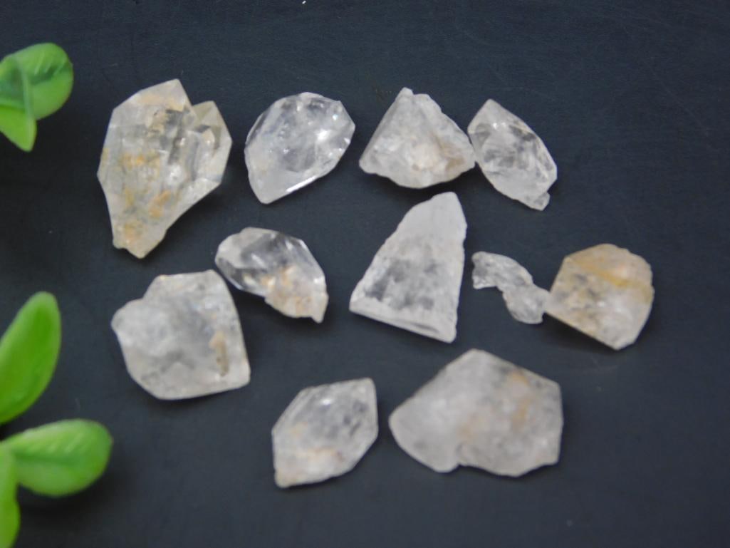 HERKIMER DIAMONDS ROCK STONE LAPIDARY SPECIMEN: HERKIMER DIAMONDS ROCK STONE LAPIDARY SPECIMEN