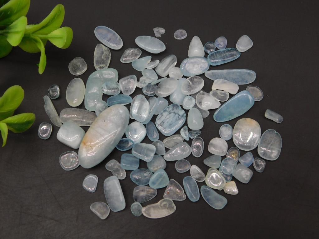 AQUAMARINE ROCK STONE LAPIDARY SPECIMEN: AQUAMARINE ROCK STONE LAPIDARY SPECIMEN