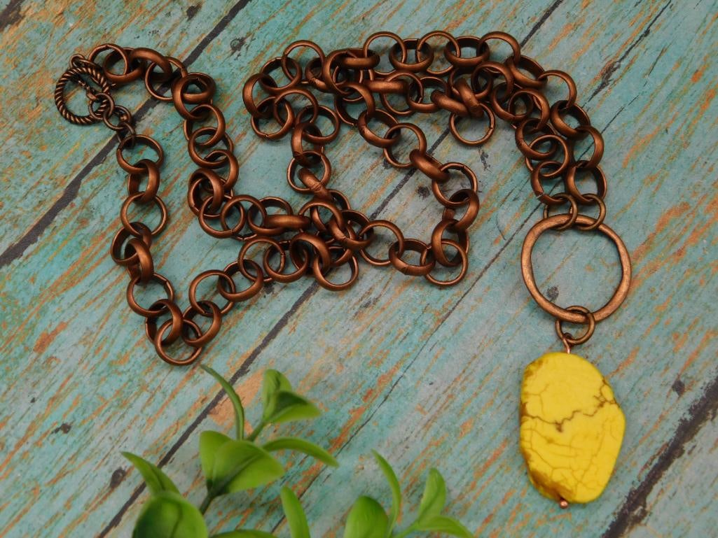 YELLOW STONE PENDANT ON COPPER NECKLACE: YELLOW STONE PENDANT ON COPPER NECKLACE