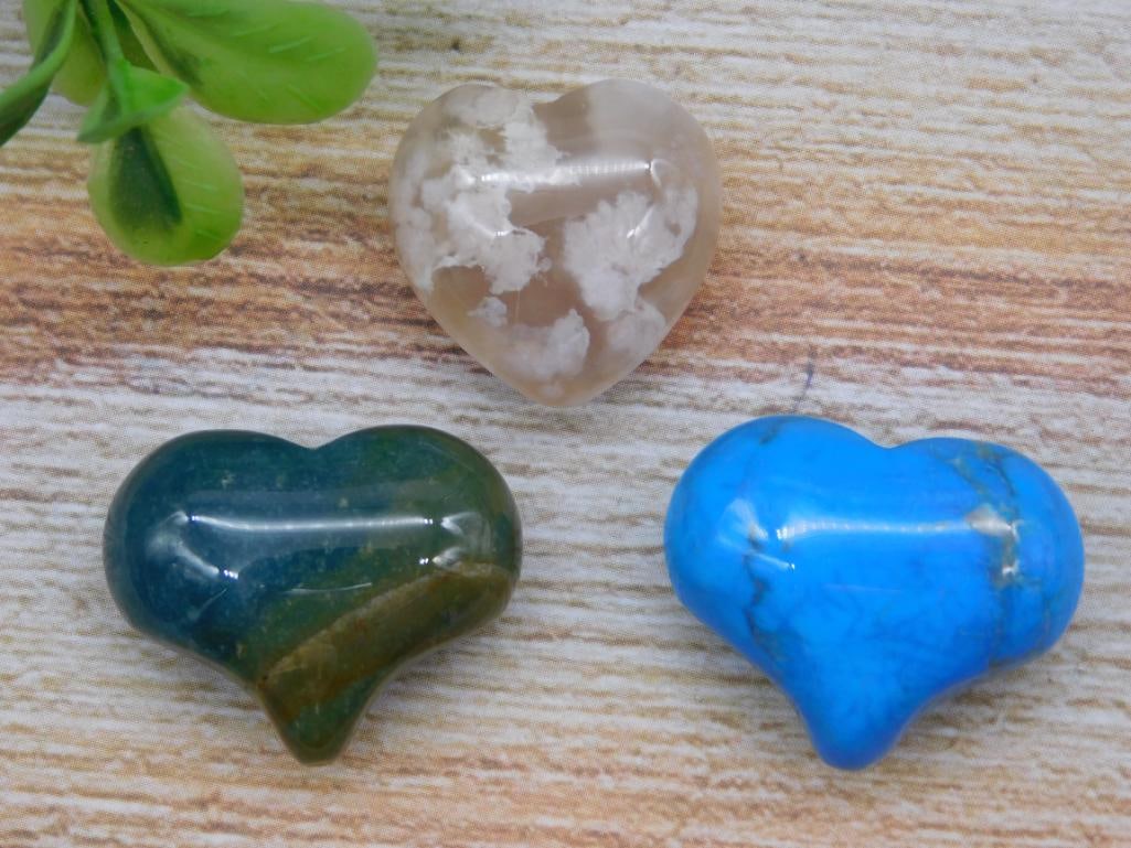 STONE HEARTS ROCK STONE LAPIDARY SPECIMEN: STONE HEARTS ROCK STONE LAPIDARY SPECIMEN