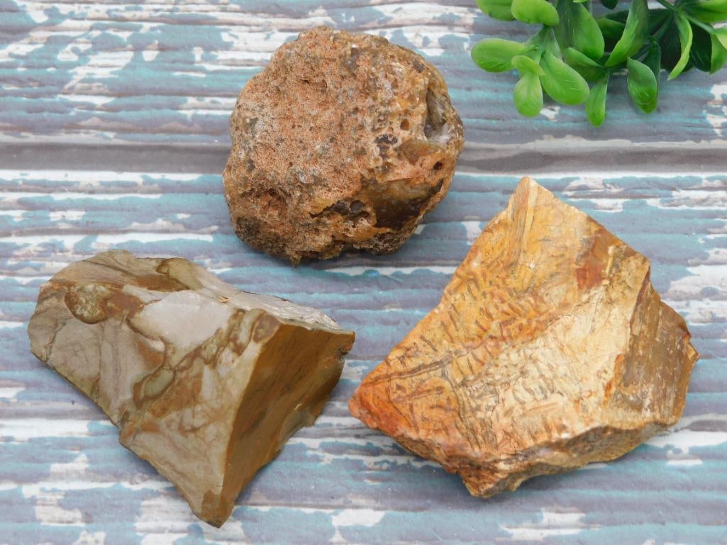 MIXED ROUGH LOT ROCK STONE LAPIDARY SPECIMEN: MIXED ROUGH LOT ROCK STONE LAPIDARY SPECIMEN