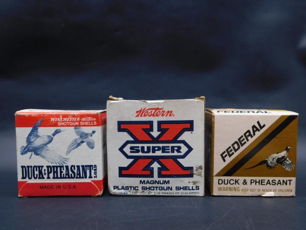 SPENT AMMUNITION SHELLS AND BOXES VINTAGE ANTIQUE (1 of 3)