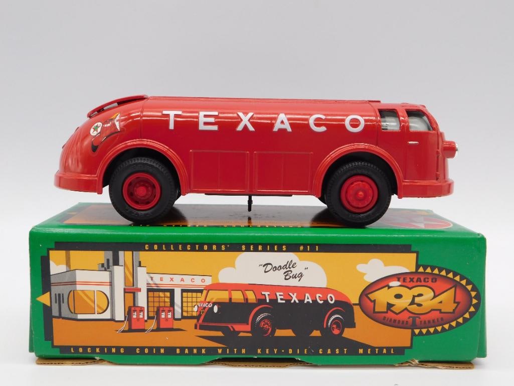 1994 ERTL 1934 TEXACO DIAMOND T TANKER DOODLE BUG DIE-CAST BANK VINTAGE TOY: 1994 ERTL 1934 TEXACO DIAMOND T TANKER DOODLE BUG DIE-CAST BANK VINTAGE TOY