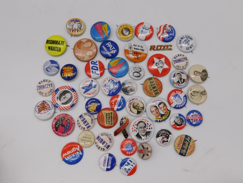 VINTAGE UNITED STATES POLITICAL CAMPAIGN BUTTONS (1 of 2)