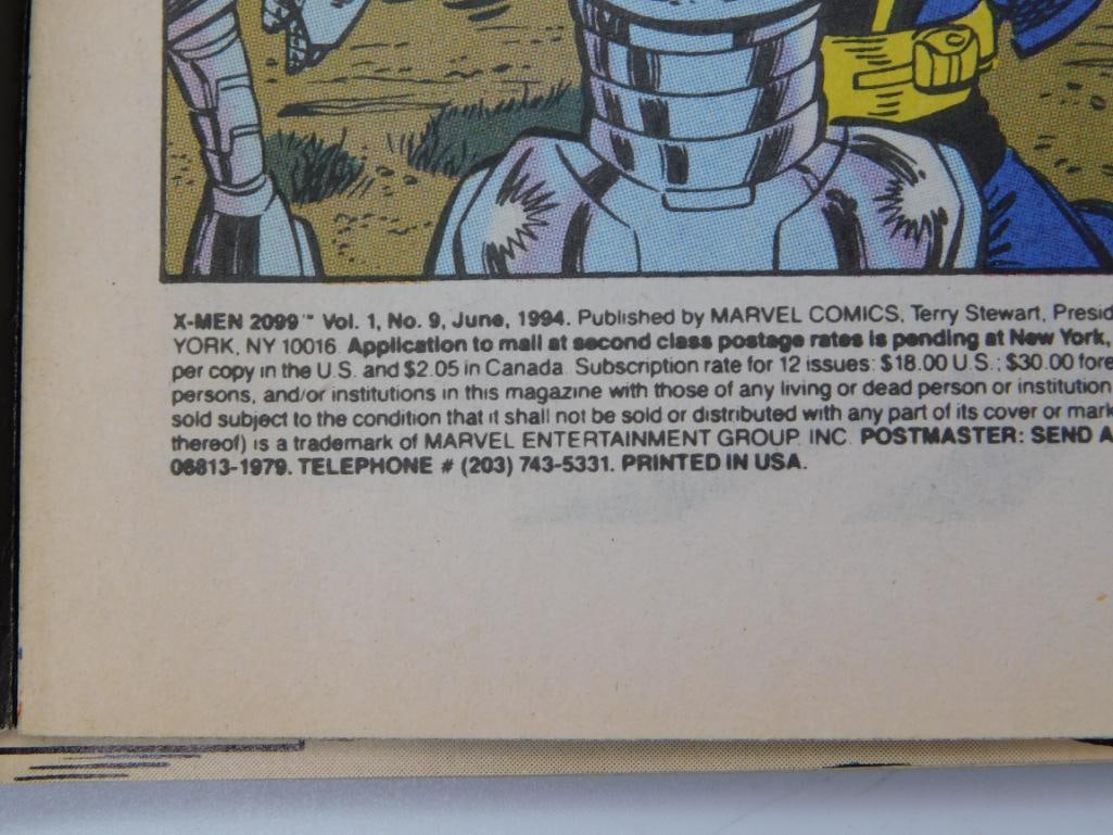 VINTAGE COMIC BOOKS MIXED LOT - 5