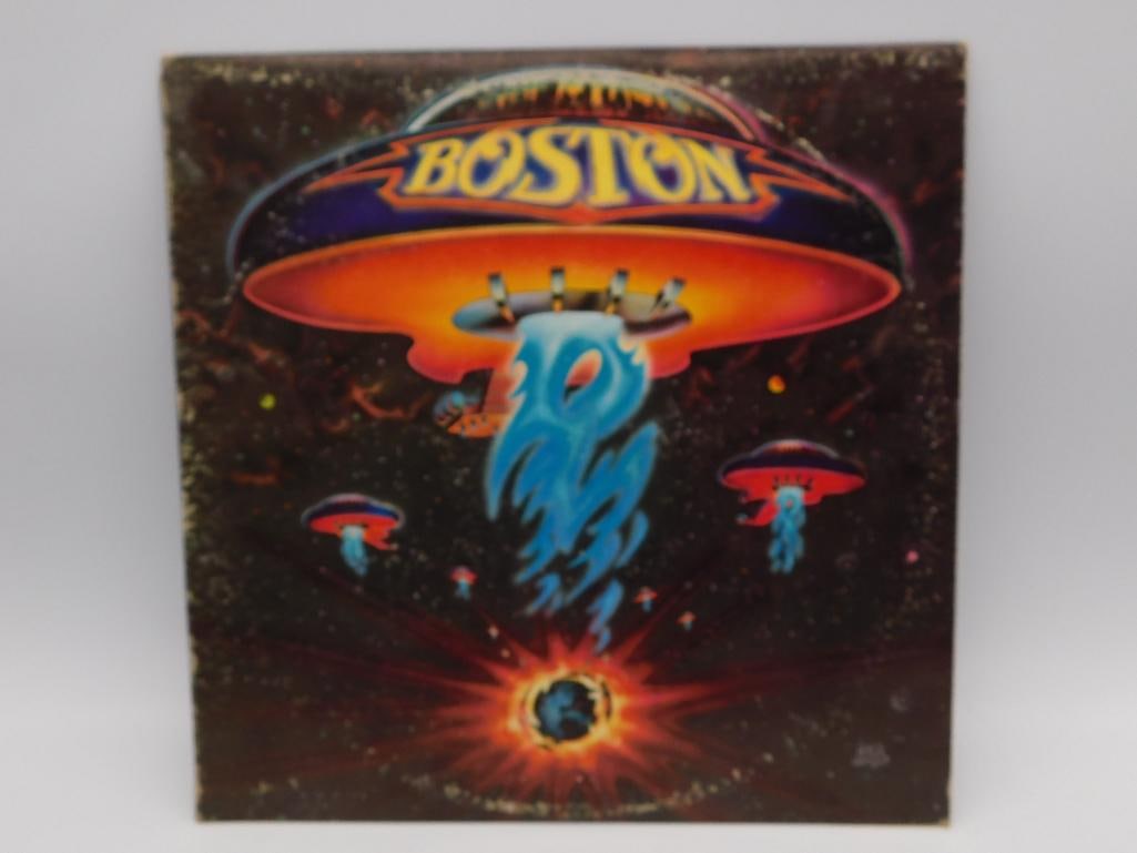 BOSTON SELF TITLED ALBUM VINYL RECORD: BOSTON SELF TITLED ALBUM VINYL RECORD