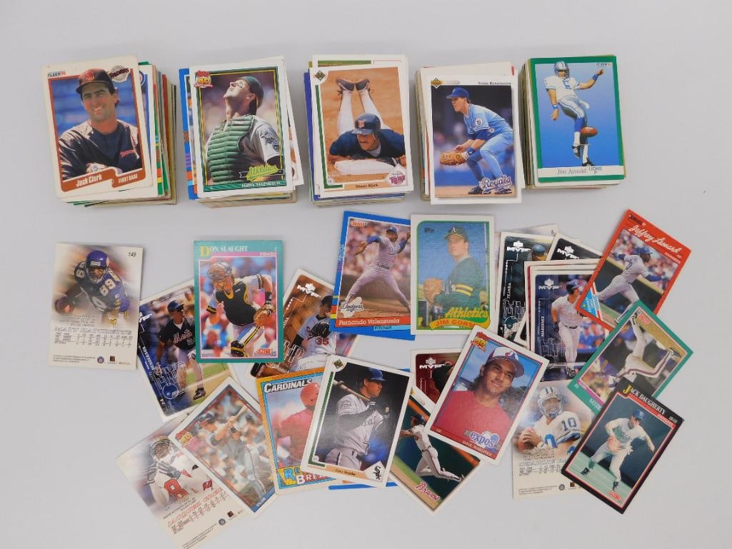 VINTAGE SPORTS TRADING CARDS APPROXIMATELY 500 CARDS: VINTAGE SPORTS TRADING CARDS APPROXIMATELY 500 CARDS