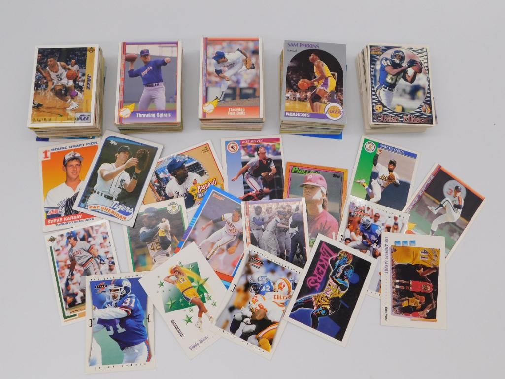 VINTAGE SPORTS TRADING CARDS APPROXIMATELY 500 CARDS: VINTAGE SPORTS TRADING CARDS APPROXIMATELY 500 CARDS