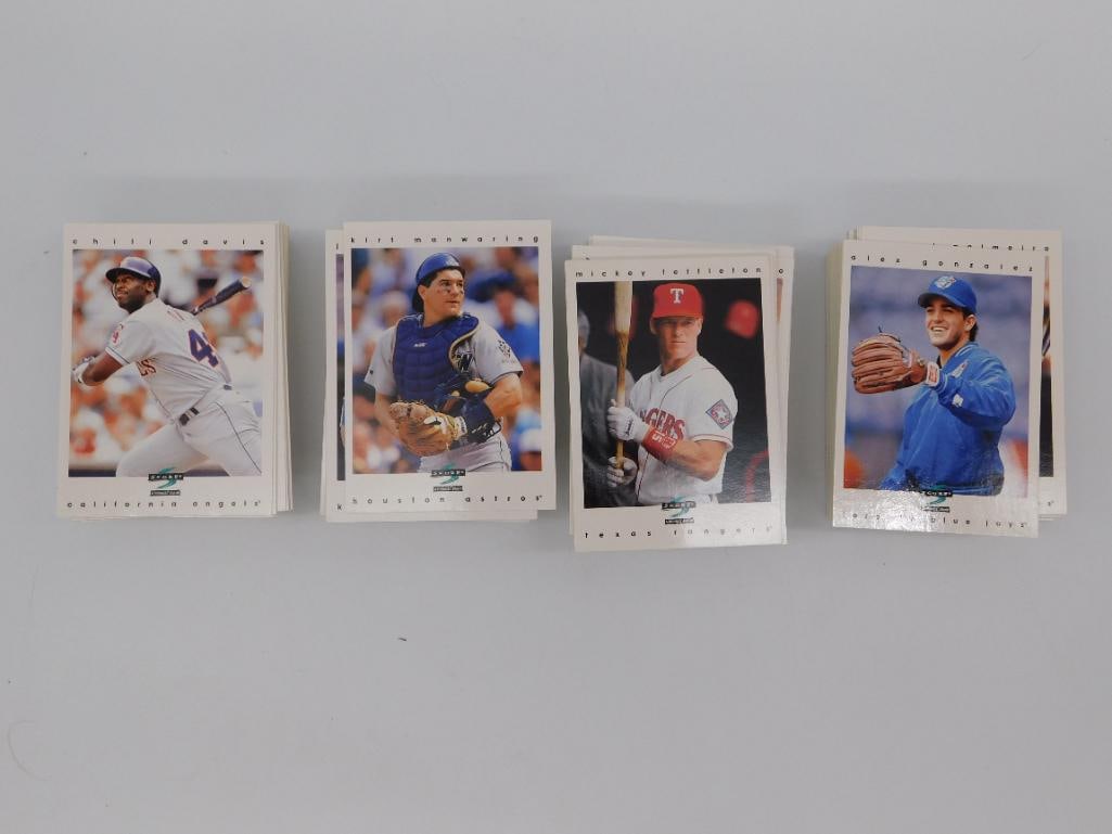 VINTAGE SPORTS TRADING CARDS APPROXIMATELY 200 - 250: VINTAGE SPORTS TRADING CARDS APPROXIMATELY 200 - 250