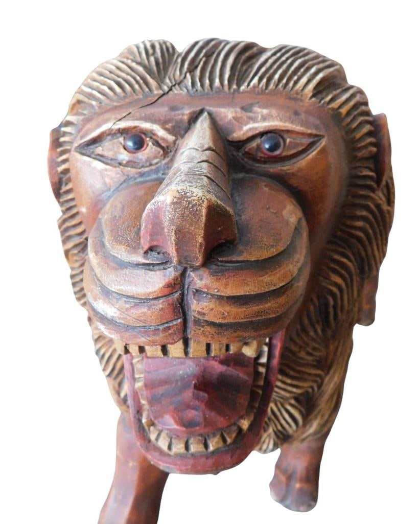 CAROUSEL LION STANDER - 2