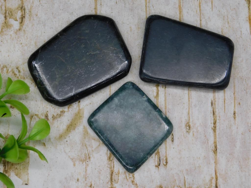 NEPHRITE JADE ROCK STONE LAPIDARY SPECIMEN (1 of 2)