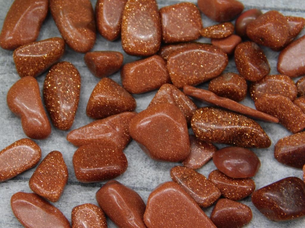 GOLDSTONE CHIPS ROCK STONE LAPIDARY SPECIMEN - 2