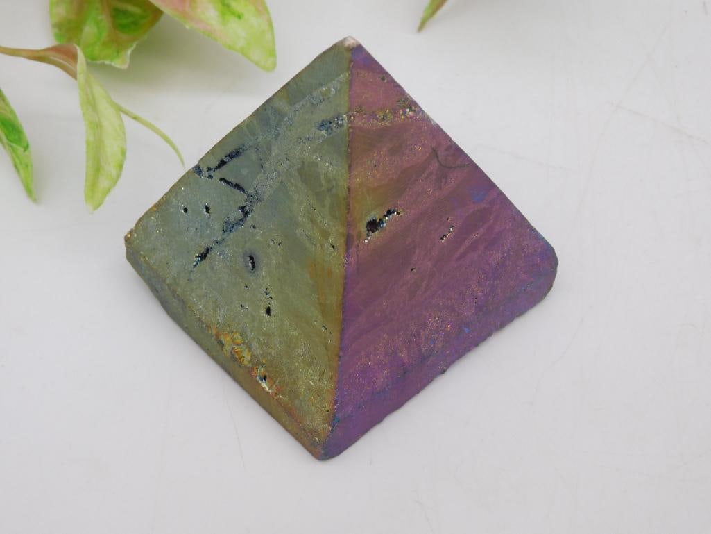 DRUZY TITANIUM PYRAMID ROCK STONE LAPIDARY SPECIMEN: DRUZY TITANIUM PYRAMID ROCK STONE LAPIDARY SPECIMEN