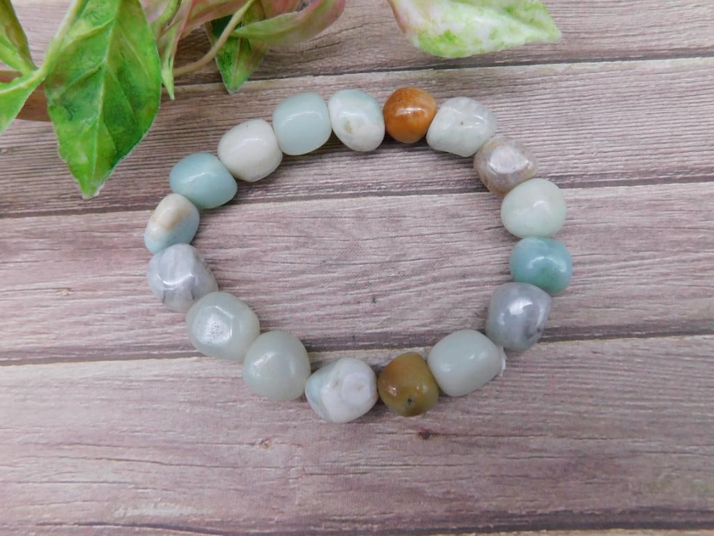 Beaded Stone Bracelet From Rock Auction: Beaded Stone Bracelet From Rock Auction