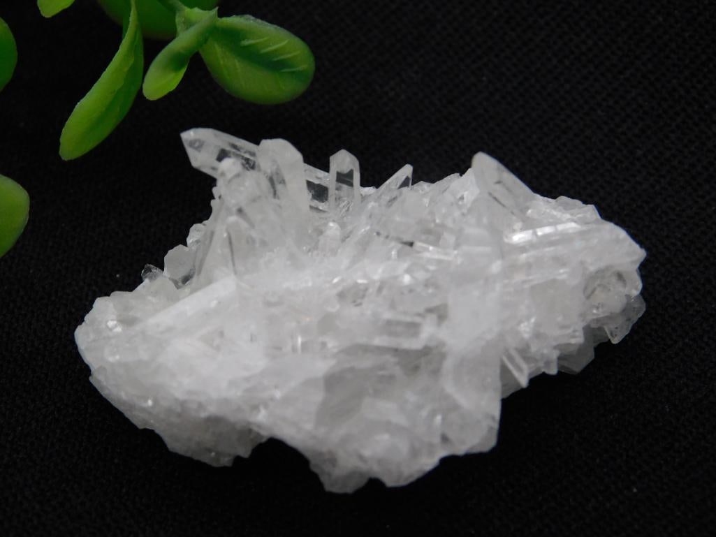 Clear Quartz Crystal Cluster Rock Stone Lapidary Specimen: Clear Quartz Crystal Cluster Rock Stone Lapidary Specimen