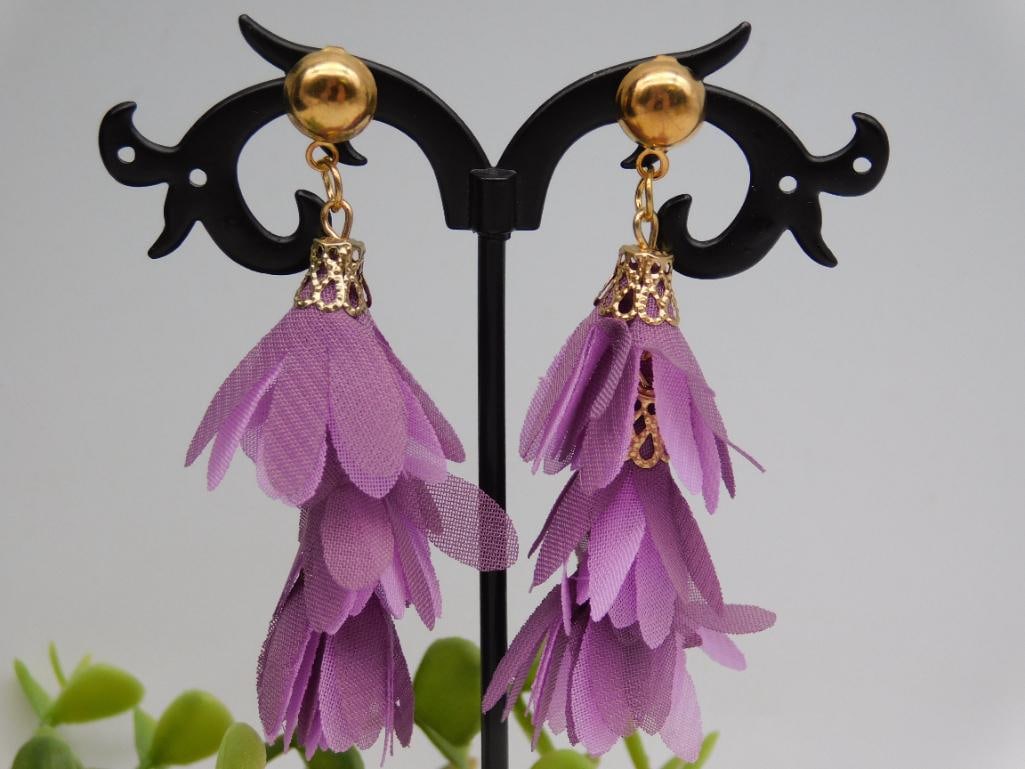 Purple Floral Dangling Earrings with Gold Accents: Purple Floral Dangling Earrings with Gold Accents