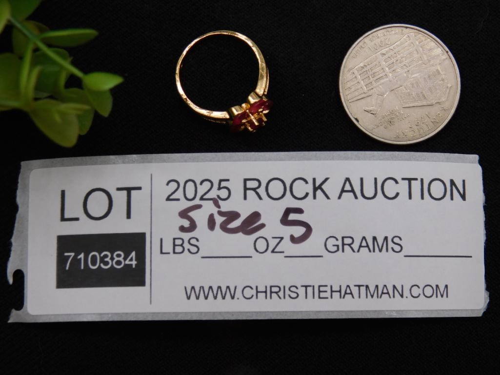 Gold-Toned Floral Ring, Size 5 - 2