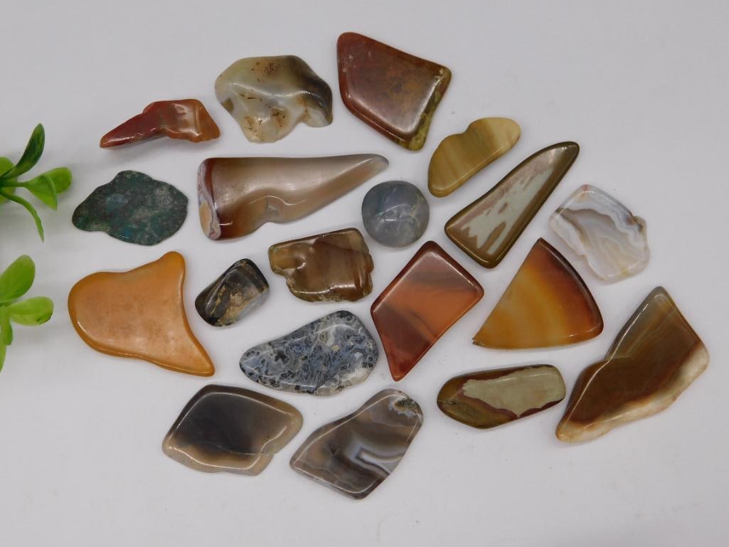 Mixed Lot ROCK STONE LAPIDARY SPECIMEN: Mixed Lot ROCK STONE LAPIDARY SPECIMEN