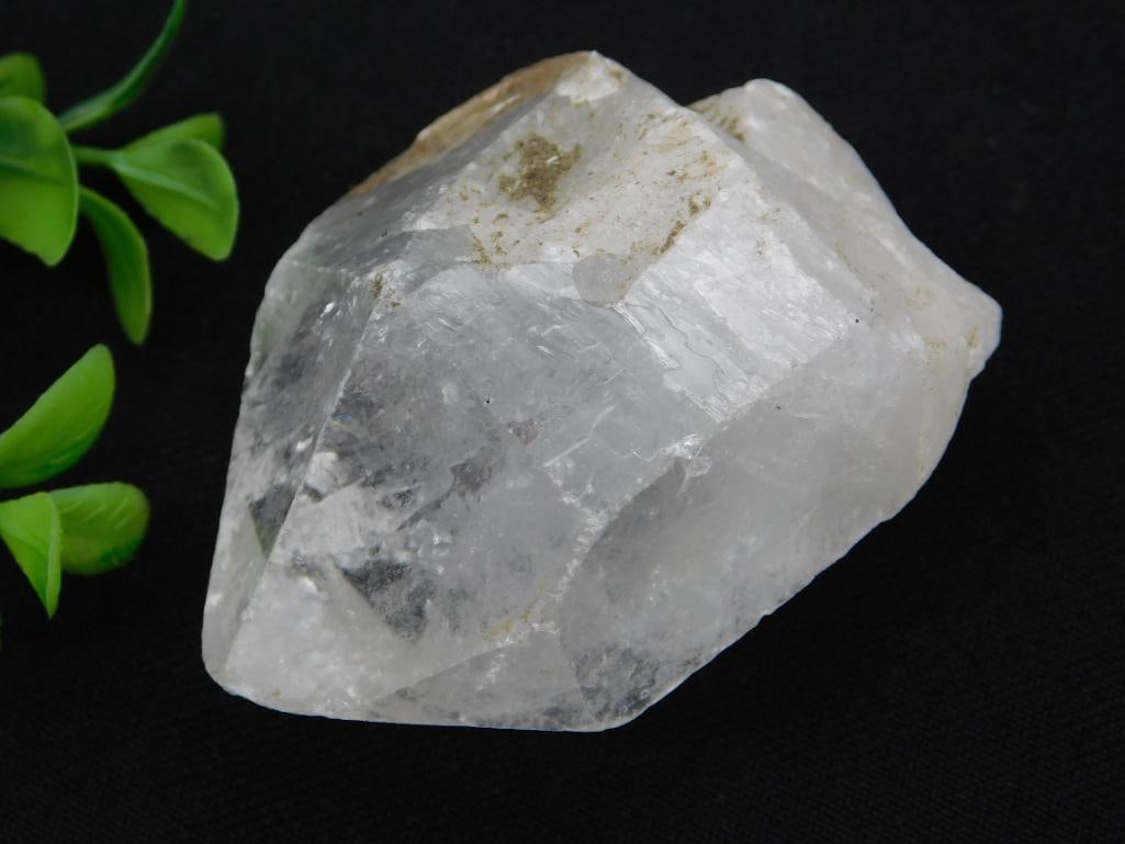 Quartz Rock Stone Lapidary Specimen: Quartz Rock Stone Lapidary Specimen