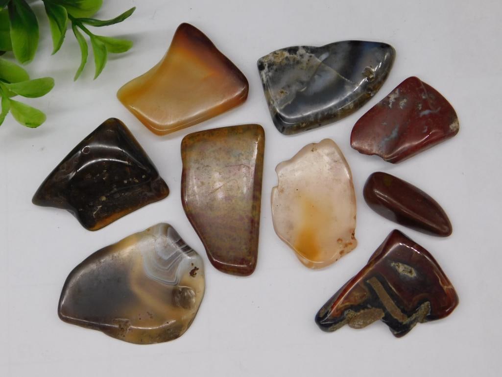 Mixed Lot Rock Stone Lapidary Specimen: Mixed Lot Rock Stone Lapidary Specimen