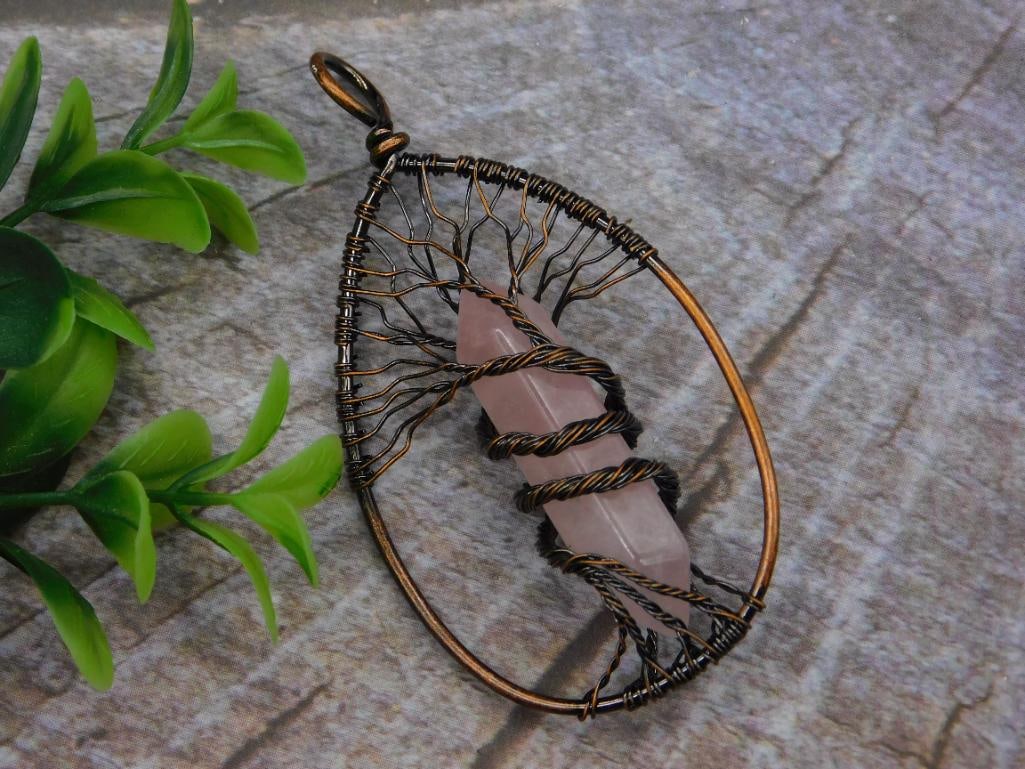 ROSE QUARTZ WIRE-WRAPPED PENDANT ROCK STONE LAPIDARY SPECIMEN: ROSE QUARTZ WIRE-WRAPPED PENDANT ROCK STONE LAPIDARY SPECIMEN