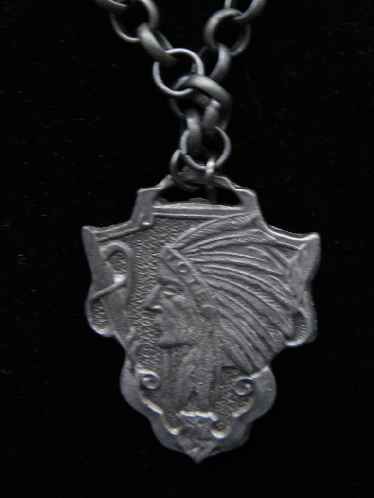 ANTIQUE CHIEF PENDANT ON CHAIN NECKLACE: ANTIQUE CHIEF PENDANT ON CHAIN NECKLACE