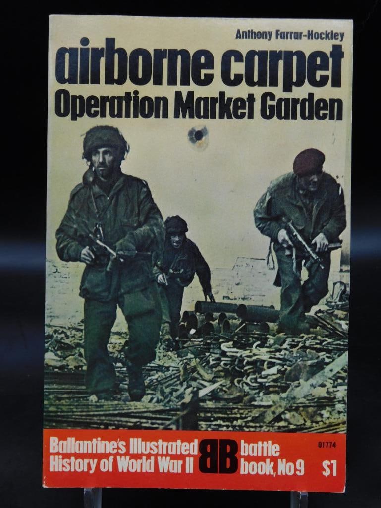 1960S-1970S AIRBORNE CARPET BALLENTINES ILLUSTRATED HISTORY OF THE VIOLENT CENTU (1 of 1)