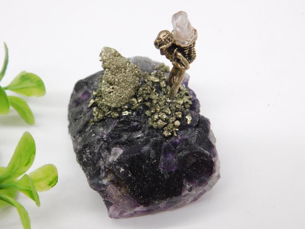 PYRITE MINER ON FLUORITE ROCK STONE LAPIDARY SPECIMEN: PYRITE MINER ON FLUORITE ROCK STONE LAPIDARY SPECIMEN