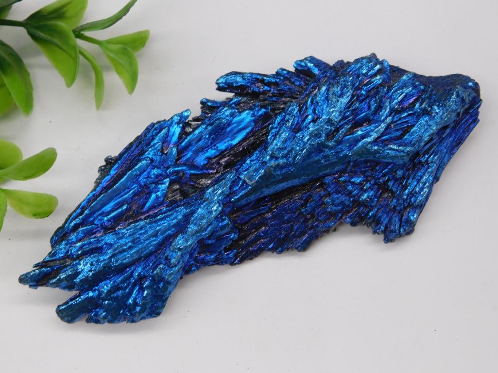 BLUE KYANITE ROCK STONE LAPIDARY SPECIMEN: BLUE KYANITE ROCK STONE LAPIDARY SPECIMEN
